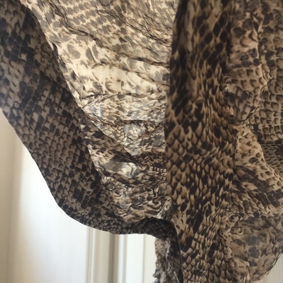 Zara snake python print sheet blouse - sz M - Picture 6 of 8
